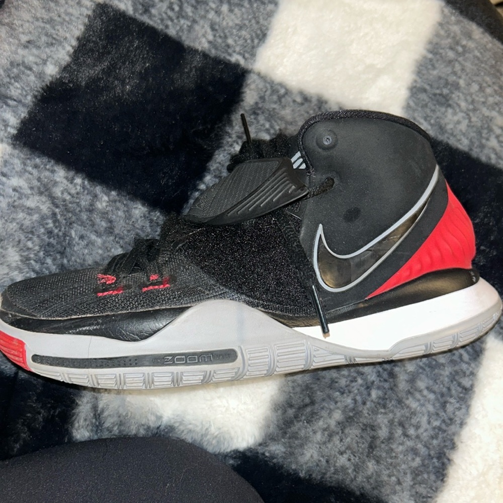 Kyrie Irving Basketball Shoes
